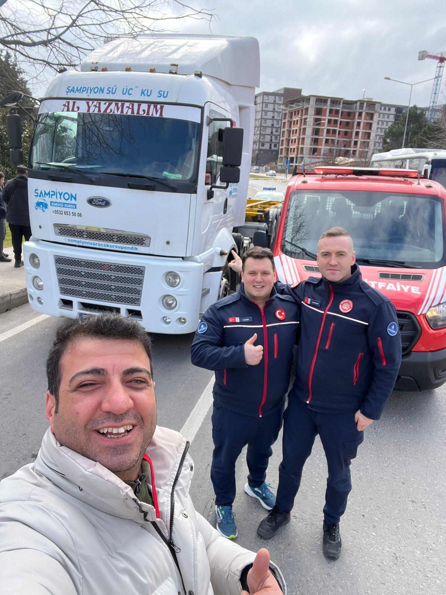 Ehliyetini alan kursiyer
