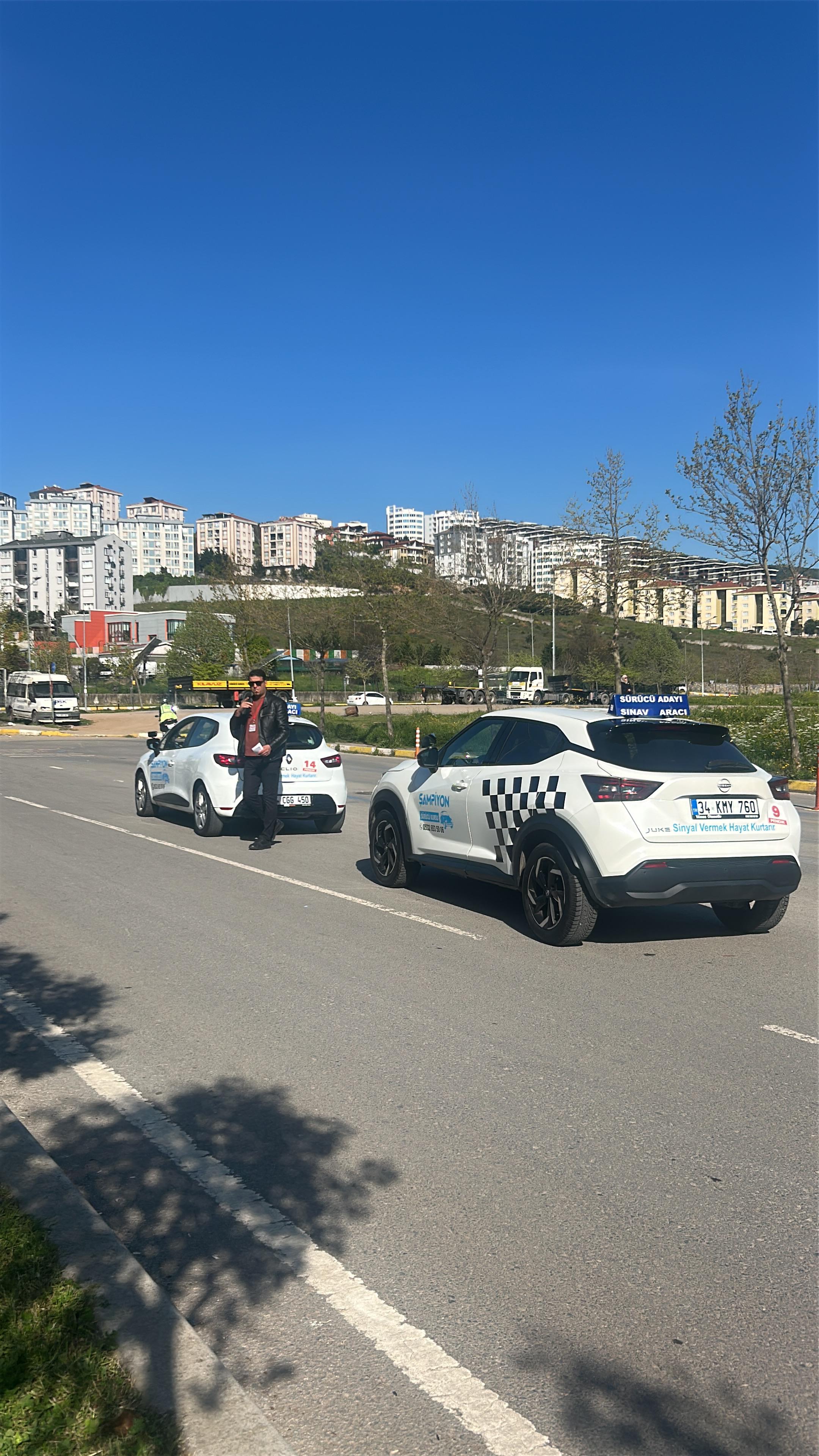 Mutlu Öğrenci 6